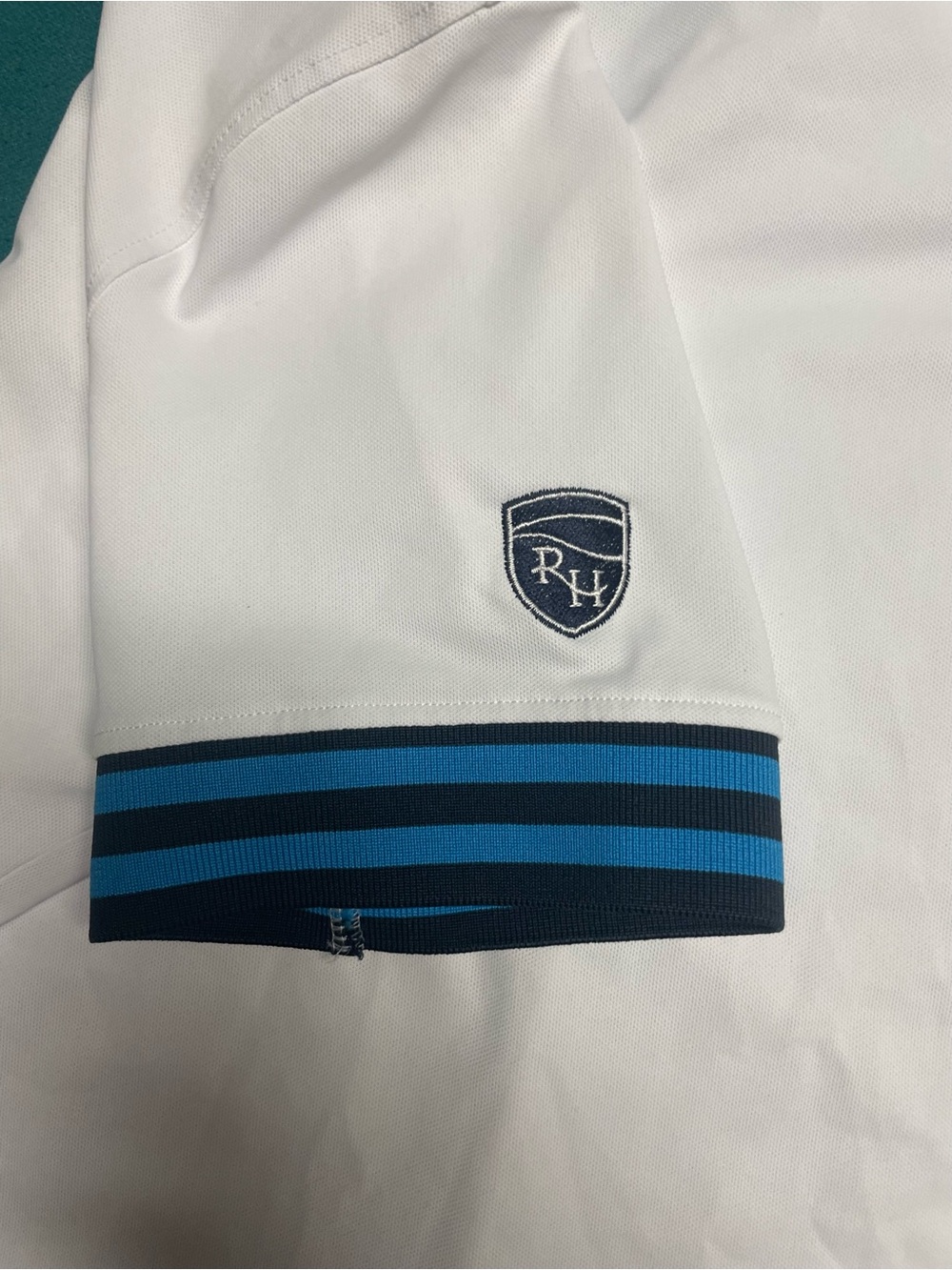G/Fore White Short-Sleeve Zip Polo Women’s M NWT - Picture 7 of 7